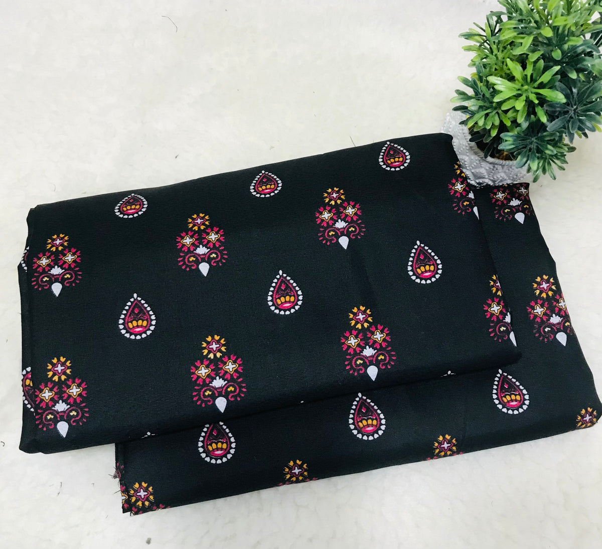 πΈFLORAL PRINTS β 2 PCS UNSTITCHEDπΈ