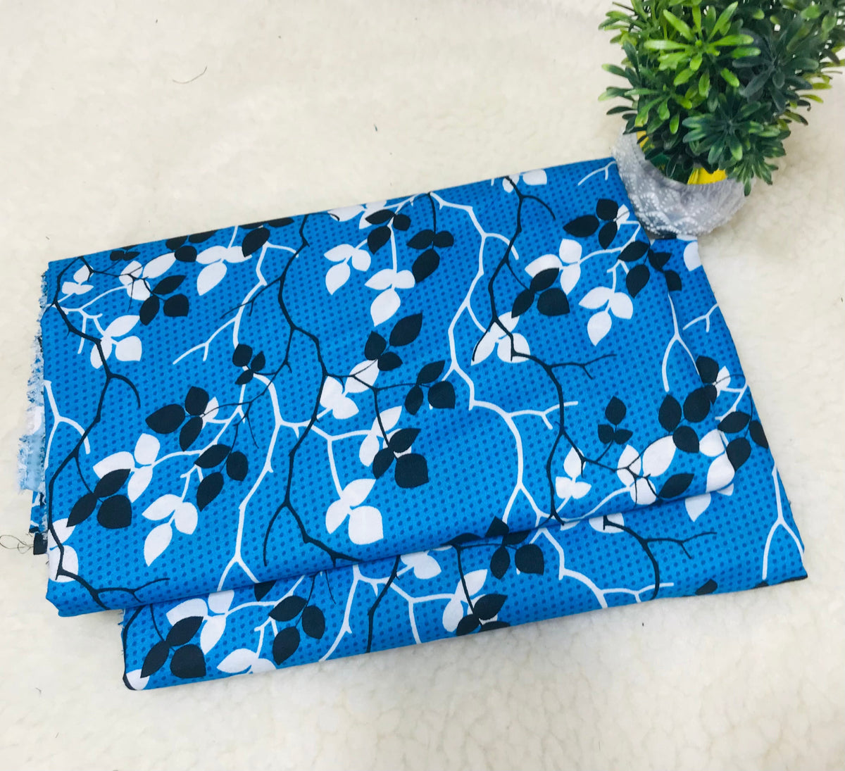 πΈFLORAL PRINTS β 2 PCS UNSTITCHEDπΈ