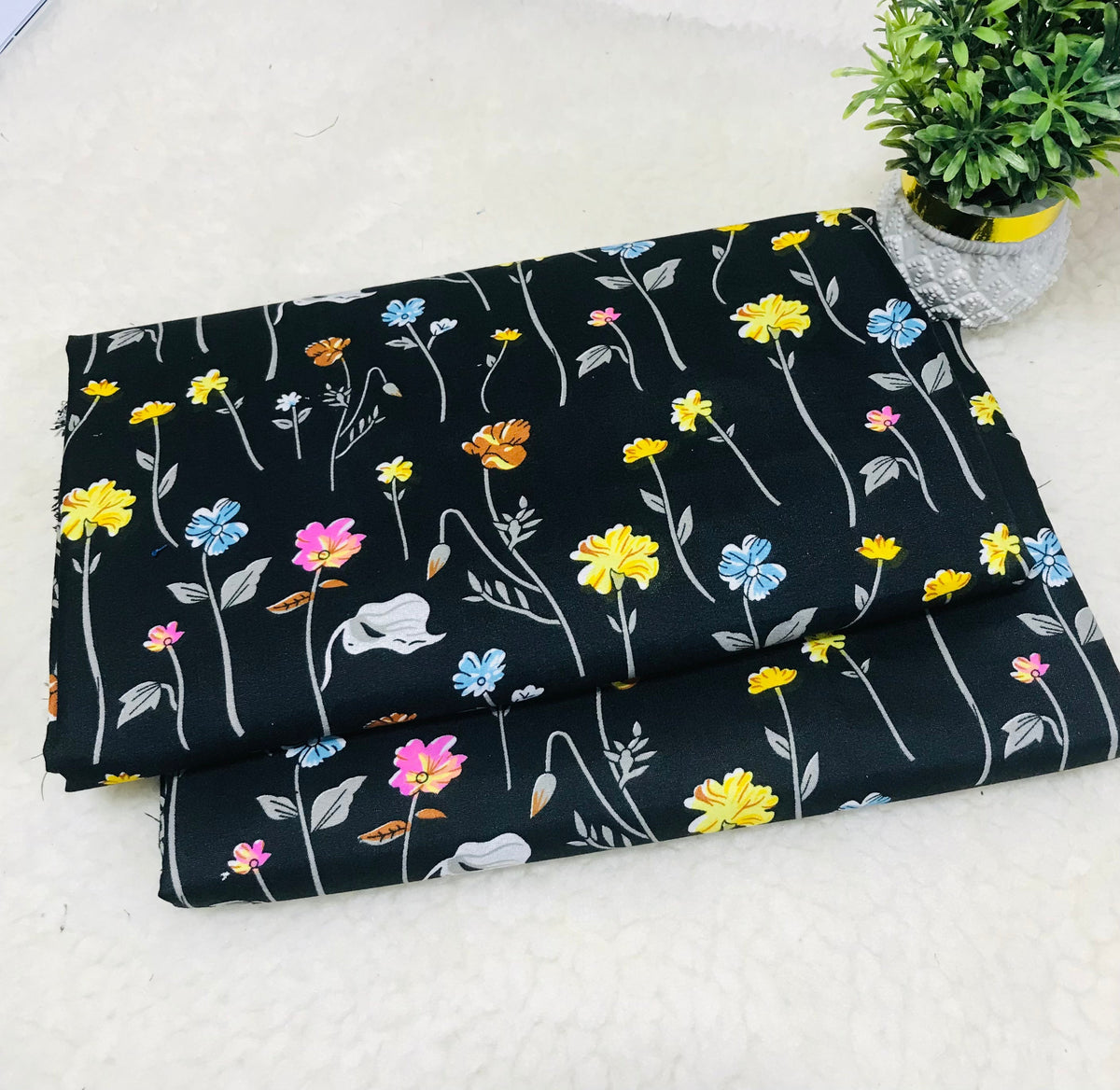 🌸FLORAL PRINTS – 2 PCS UNSTITCHED🌸